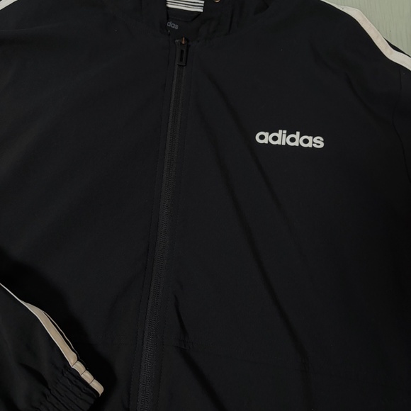 adidas jacket - Picture 2 of 3